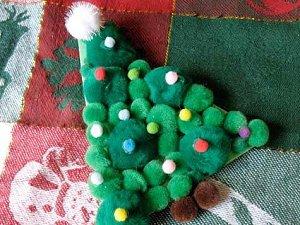 pom-pom-christmas-tree-craft-photo-475x357-aformaro-17_476x357.jpg